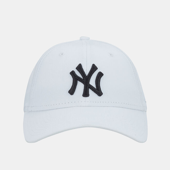 New Era Men's MLB New York Yankees League Essential 9FORTY Cap White New Era Men's MLB New York Yankees League Essential 9FORTY Cap White image number 0