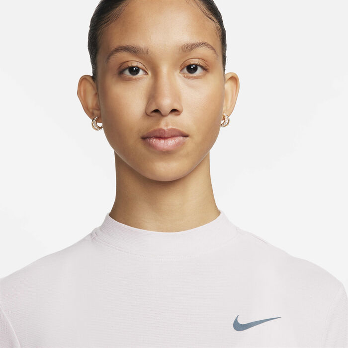 Nike Women's Swift Dri-FIT Mock-Neck Long-Sleeve Running Top Ivory image number 2