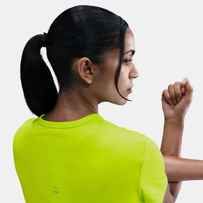 Nike Women's Tiempo Dri-FIT Running Top Green image number 5