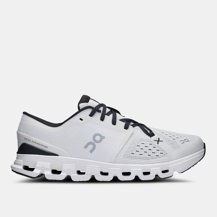 On Women's Cloud X 4 Training Shoes White image number 0