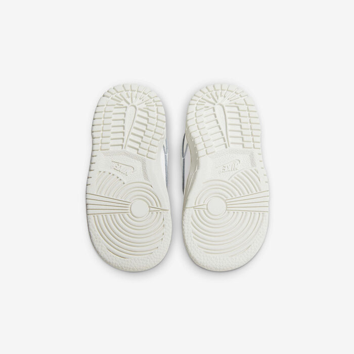 Nike Kids' Dunk Low Shoes White Nike Kids' Dunk Low Shoes White image number 1