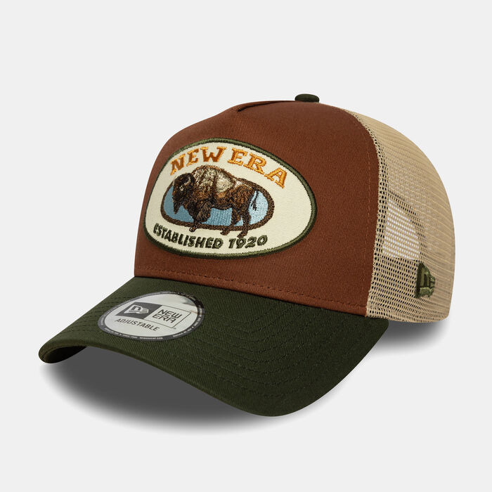 New Era Men's Animal Patch Trucker Cap Green New Era Men's Animal Patch Trucker Cap Green image number 1