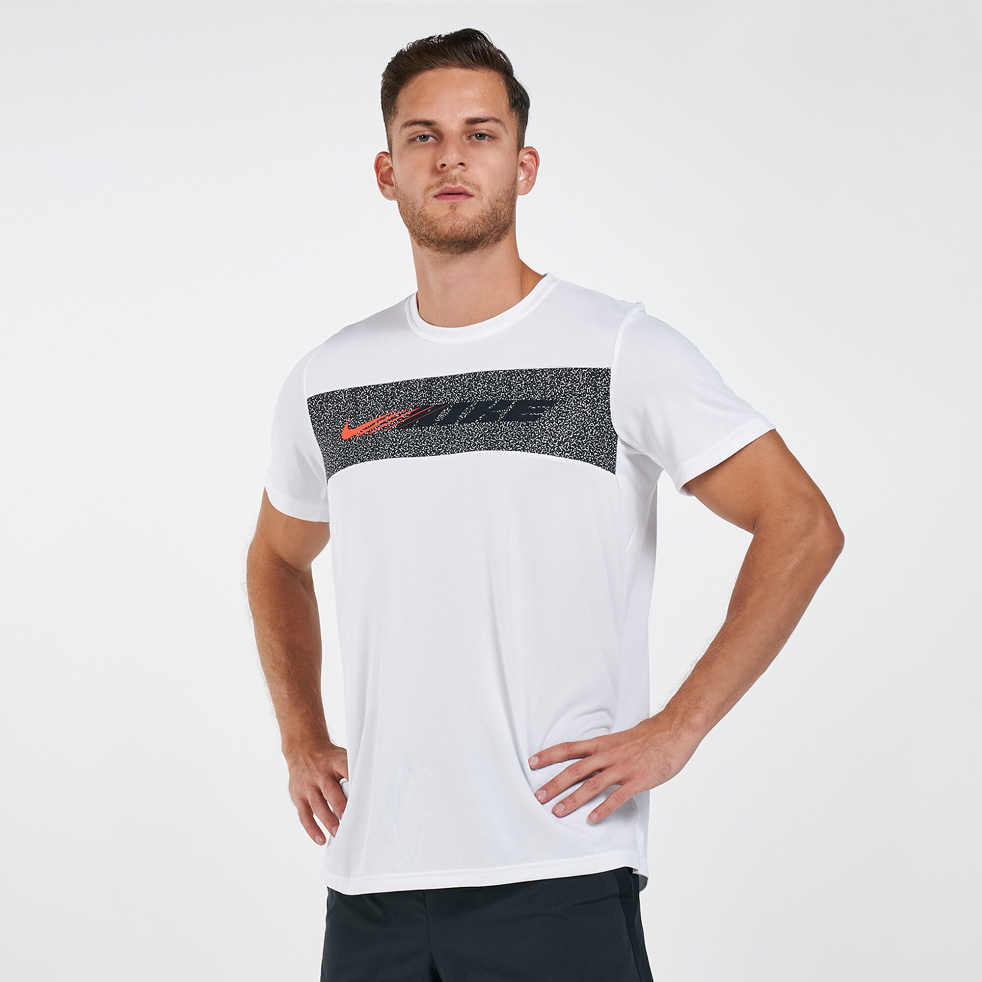 Buy Nike Men s Dri FIT Superset Sports Clash Energy T Shirt Multi