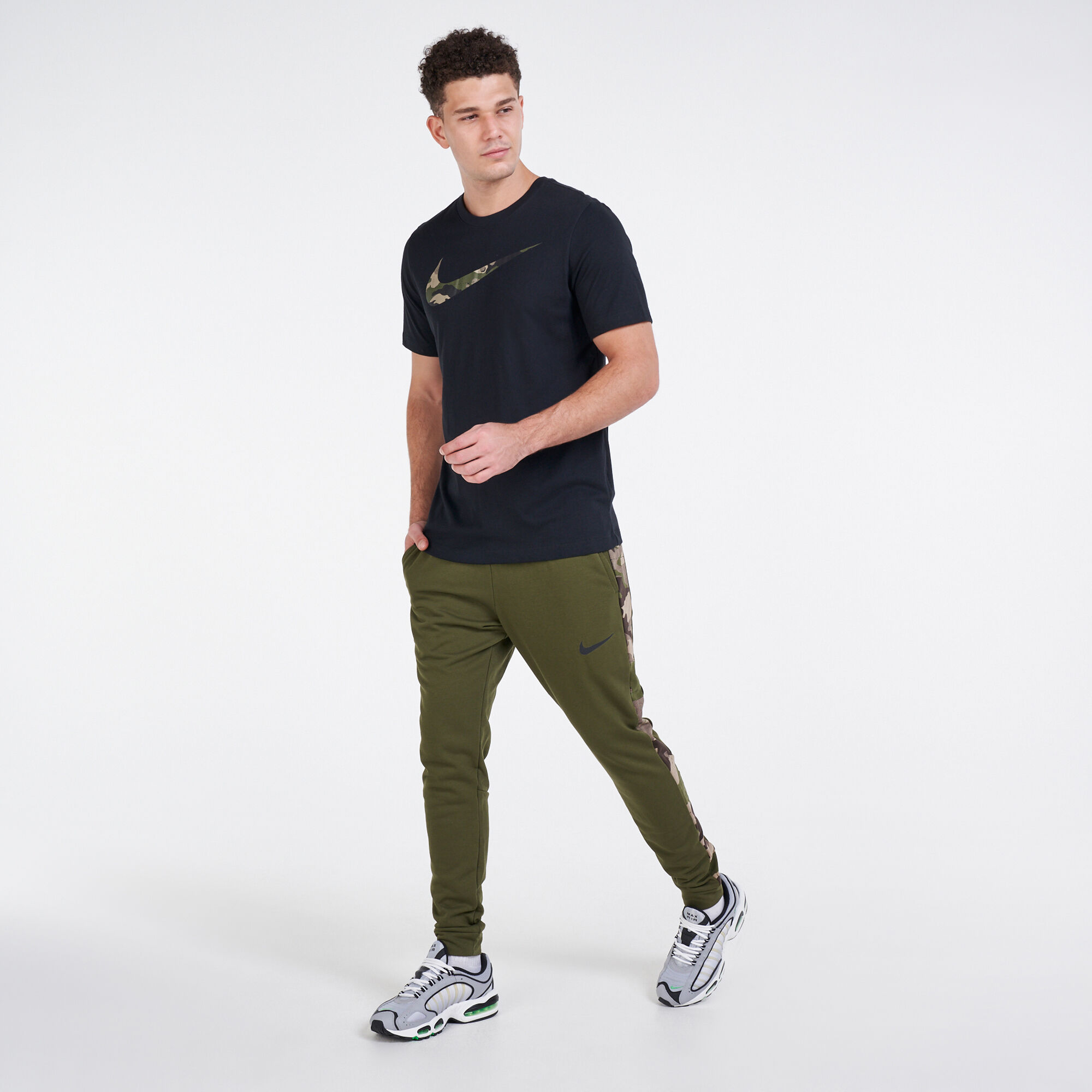 Nike online camo pants