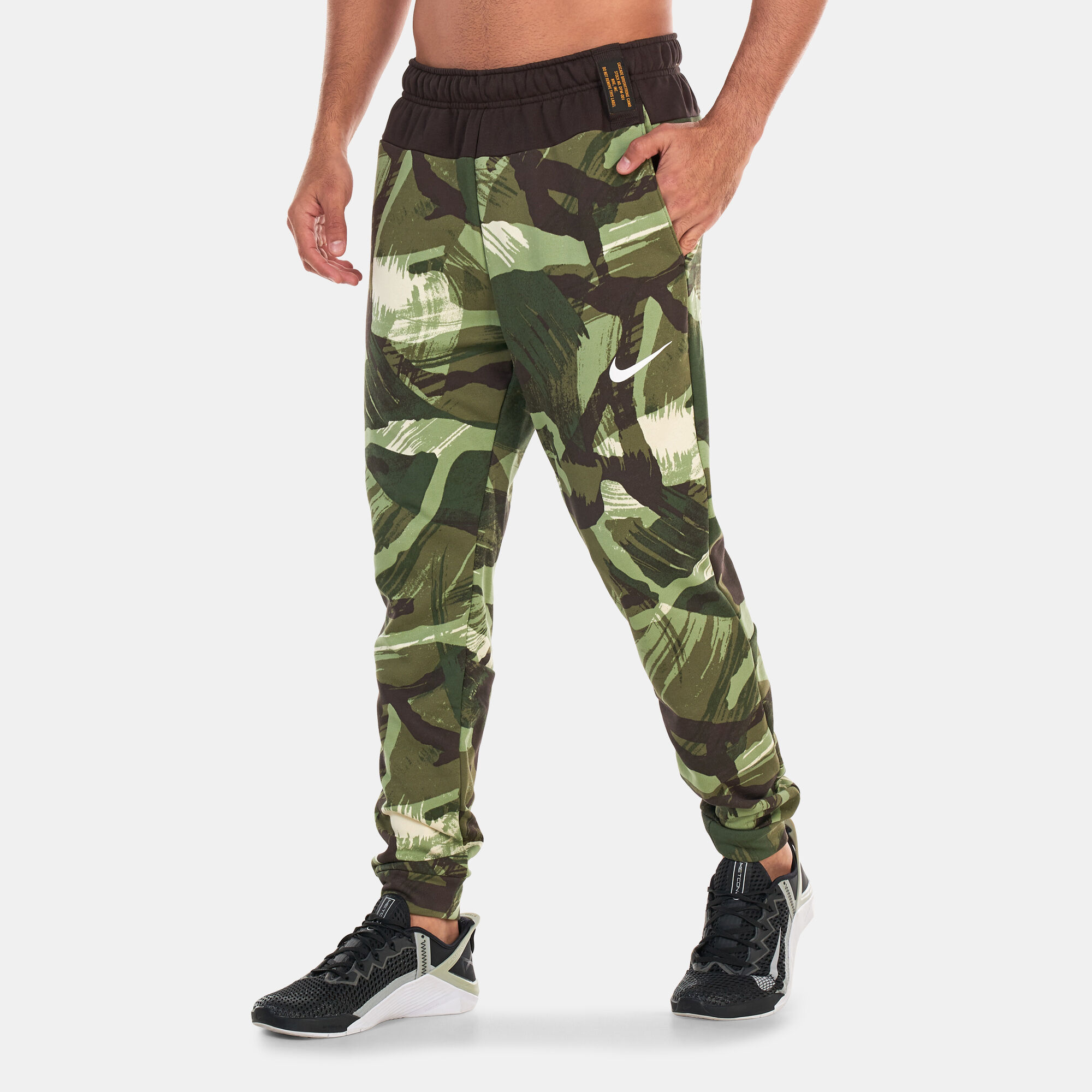 Men s Dri FIT Fleece Camo Tapered Joggers