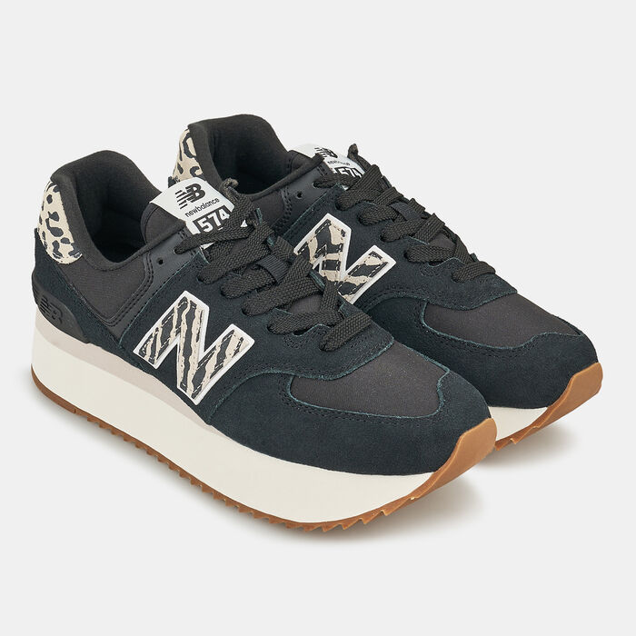 New Balance Women's 574 Shoe Black New Balance Women's 574 Shoe Black image number 1