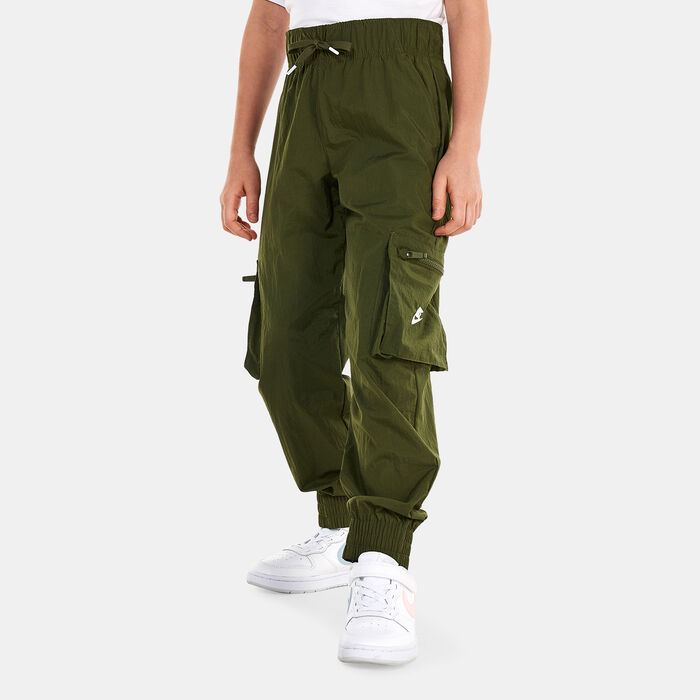 Nike Kids' Sportswear Woven Cargo Pants (Older Kids) Green Nike Kids' Sportswear Woven Cargo Pants (Older Kids) Green image number 0