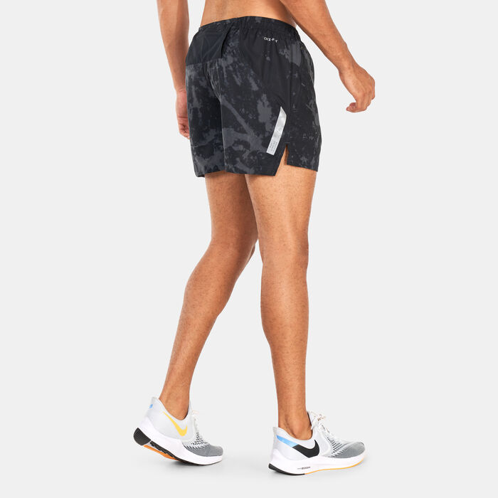 Nike Men's Dri-FIT Run Division Stride 10cm (approx.) Running Shorts Black Nike Men's Dri-FIT Run Division Stride 10cm (approx.) Running Shorts Black image number 1