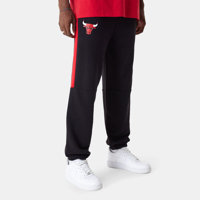 New Era Men's Chicago Bulls NBA Colour-Block Joggers Black New Era Men's Chicago Bulls NBA Colour-Block Joggers Black image number 0
