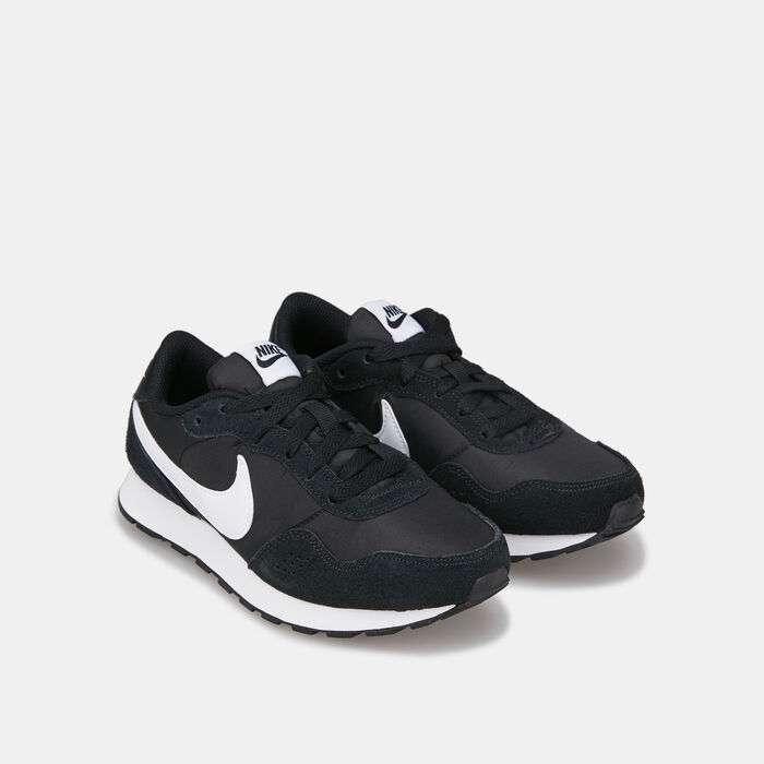 Nike Kids' MD Valiant Shoe Black Nike Kids' MD Valiant Shoe Black image number 1