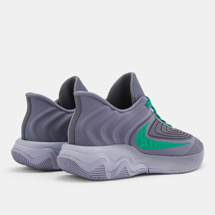 Nike Men's Giannis Immortality 4 Basketball Shoes Grey Nike Men's Giannis Immortality 4 Basketball Shoes Grey image number 2