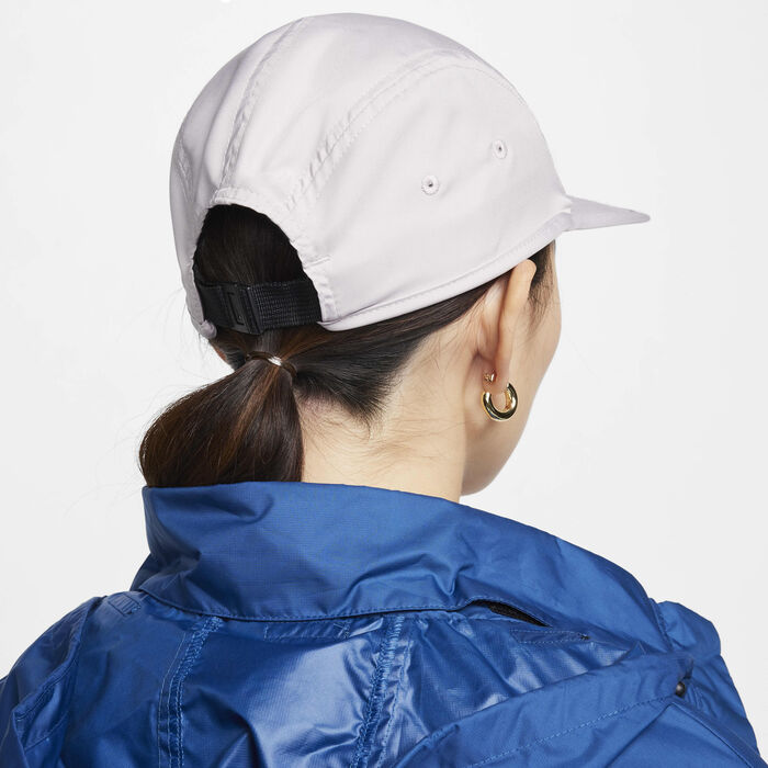 Nike Dri-FIT Fly Unstructured Swoosh Cap Ivory Nike Dri-FIT Fly Unstructured Swoosh Cap Ivory image number 1