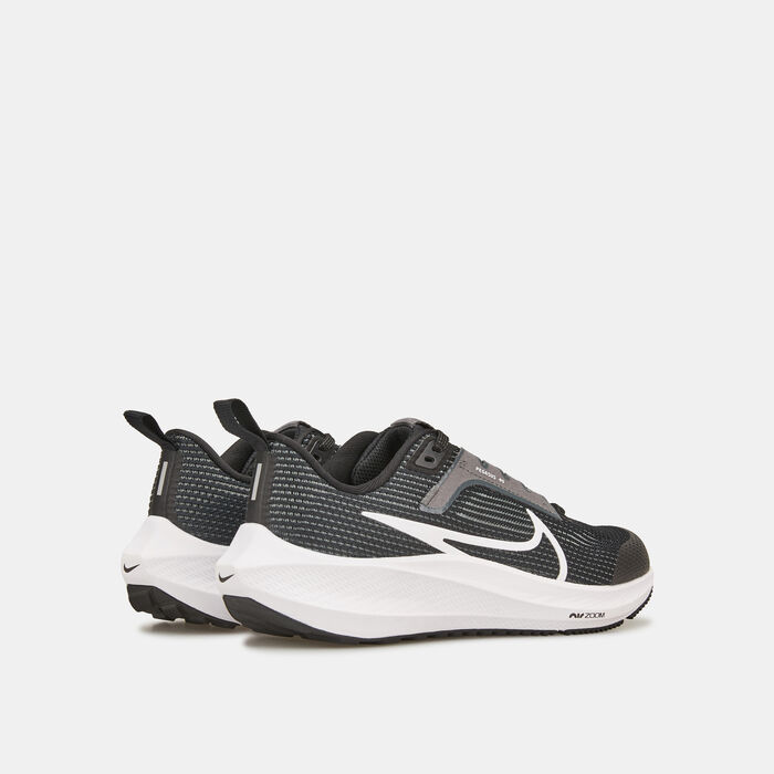 Nike Kids' Air Zoom Pegasus 40 Road Running Shoe (Older Kids) Black Nike Kids' Air Zoom Pegasus 40 Road Running Shoe (Older Kids) Black image number 3