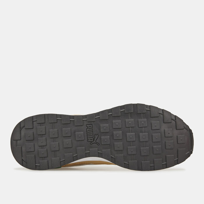 PUMA Men's Graviton Shoes Beige image number 4