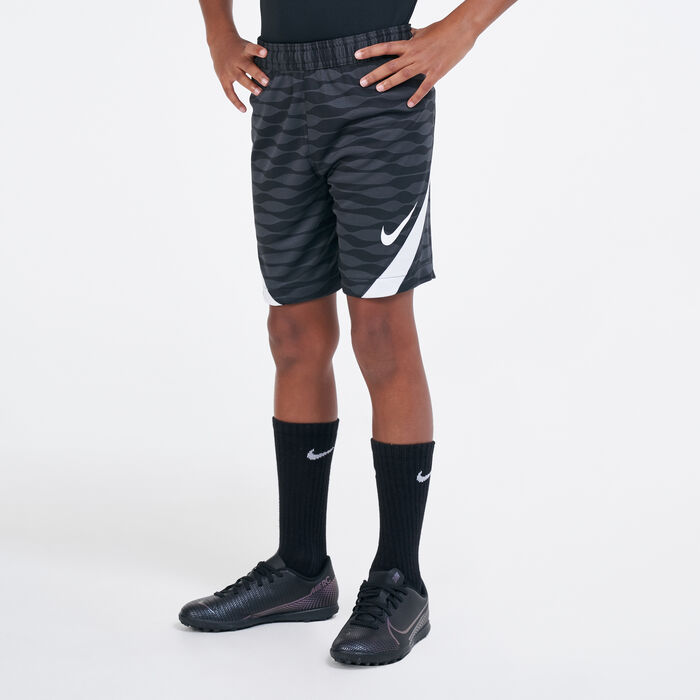 Nike Kids' Strike 21 Football Shorts (Older Kids) Black Nike Kids' Strike 21 Football Shorts (Older Kids) Black image number 0