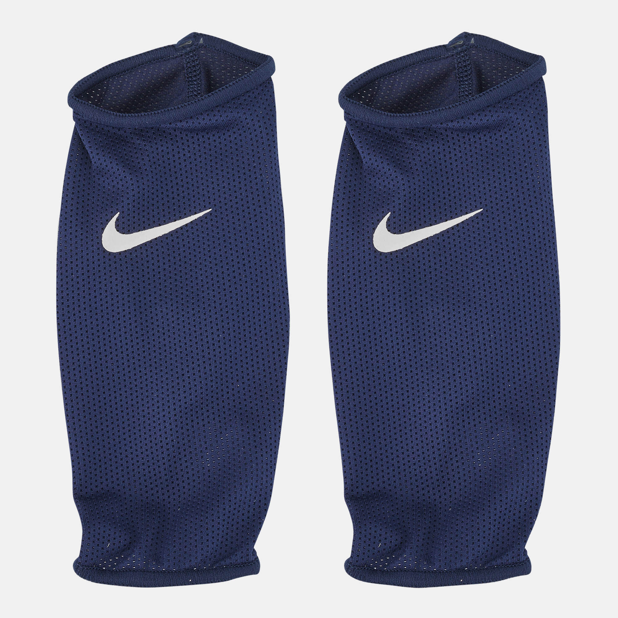 Nike guard lock deals soccer shin guard sleeves