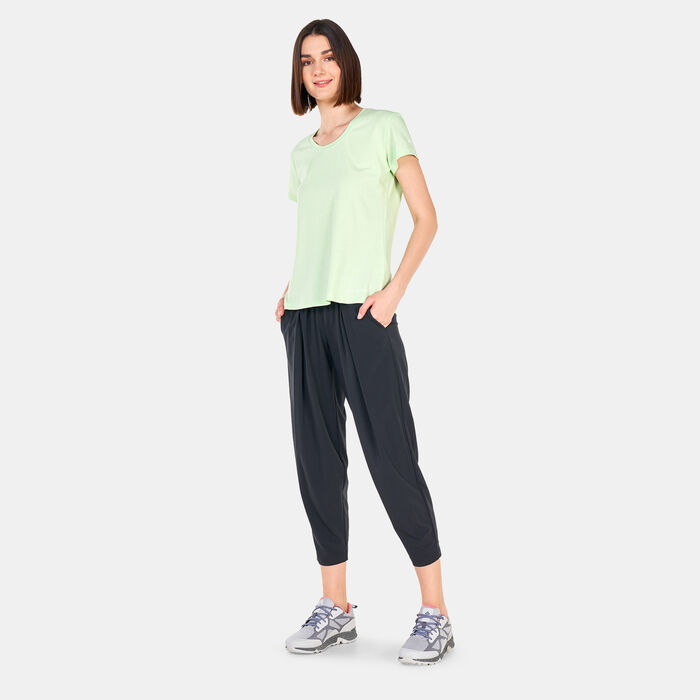Columbia Women's Boundless Beauty™ Capri Pants Black Columbia Women's Boundless Beauty™ Capri Pants Black image number 2