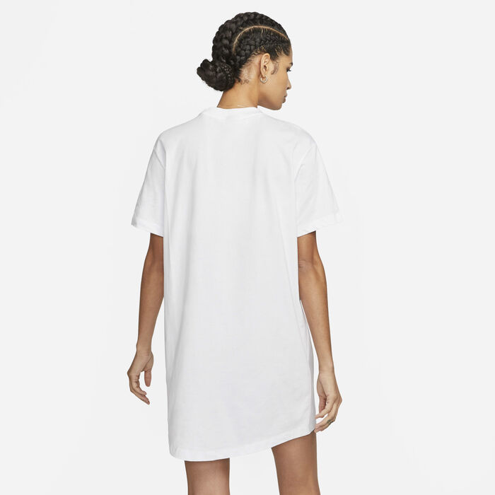 Nike Women's Sportswear Essential T-Shirt Dress White image number 1