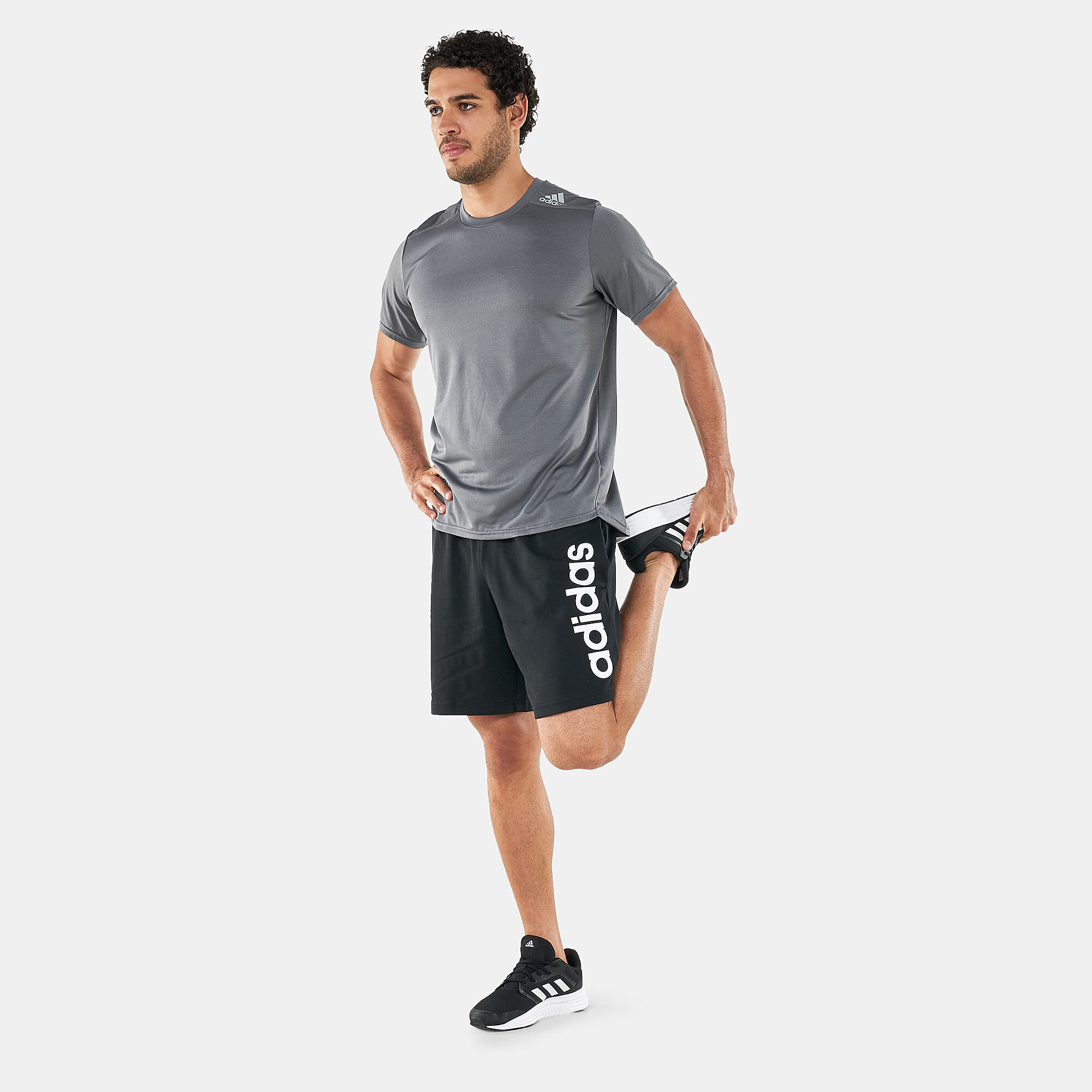 Linear shorts top