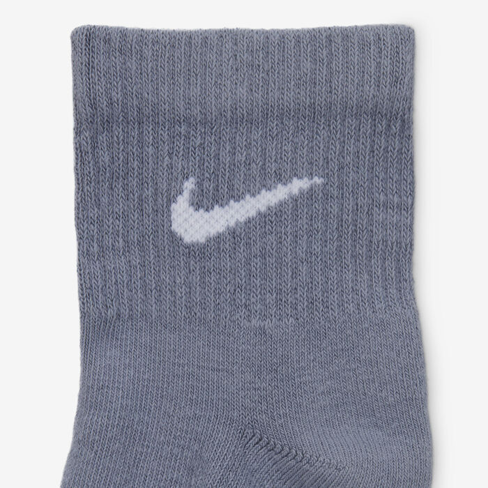 Nike Everyday Plus Cushioned Training Ankle Socks (3 Pairs) Multi-Color Nike Everyday Plus Cushioned Training Ankle Socks (3 Pairs) Multi-Color image number 3