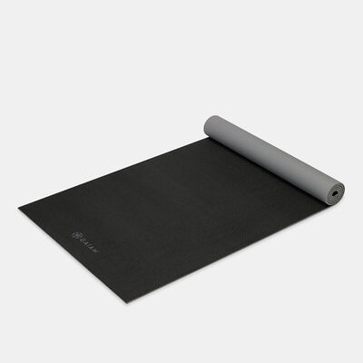 Gaiam 2-Color Yoga Mat (3mm) Multi-Color Gaiam 2-Color Yoga Mat (3mm) Multi-Color