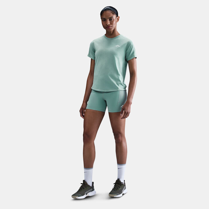 Nike Women's Trail Dri-FIT Running Top Green Nike Women's Trail Dri-FIT Running Top Green image number 2