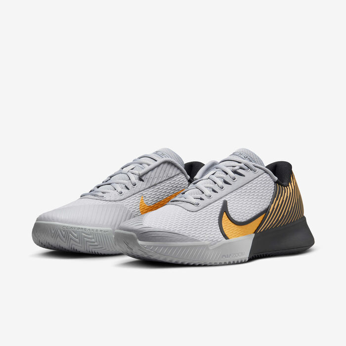 Nike Men's Court Air Zoom Vapor Pro 2 Clay Tennis Shoes Grey Nike Men's Court Air Zoom Vapor Pro 2 Clay Tennis Shoes Grey image number 4