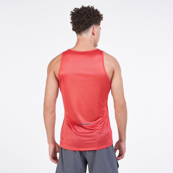 Reebok Men's ACTIVCHILL Tank Top Black Reebok Men's ACTIVCHILL Tank Top Black image number 1