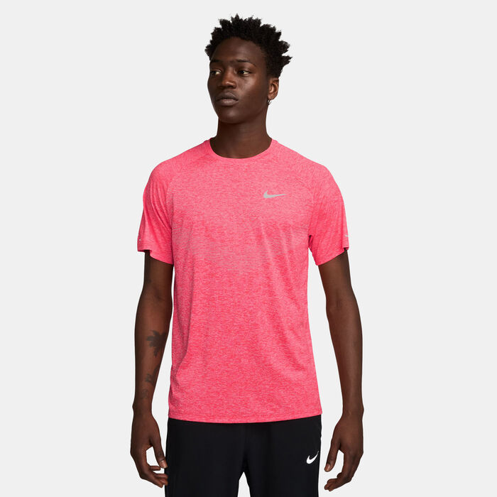Nike Men's Stride Dri-FIT ADV Running Top Red Nike Men's Stride Dri-FIT ADV Running Top Red image number 0