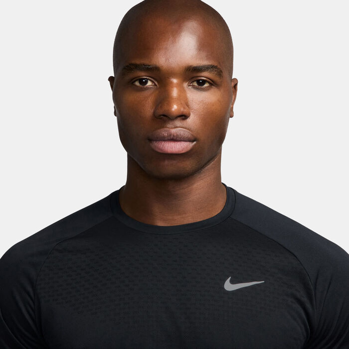 Nike Men's Stride Dri-FIT ADV Running Top Black Nike Men's Stride Dri-FIT ADV Running Top Black image number 2