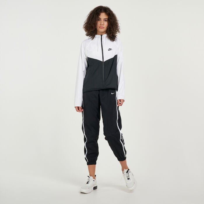 Nike Women's Sportswear Windrunner Jacket Black Nike Women's Sportswear Windrunner Jacket Black image number 2