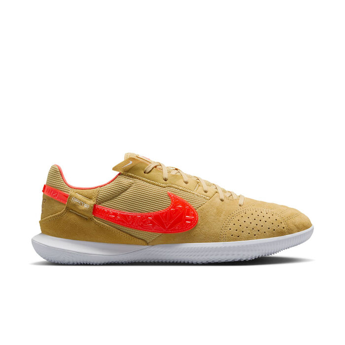 Nike Men's Streetgato Low-Top Football Shoes Brown Nike Men's Streetgato Low-Top Football Shoes Brown image number 0
