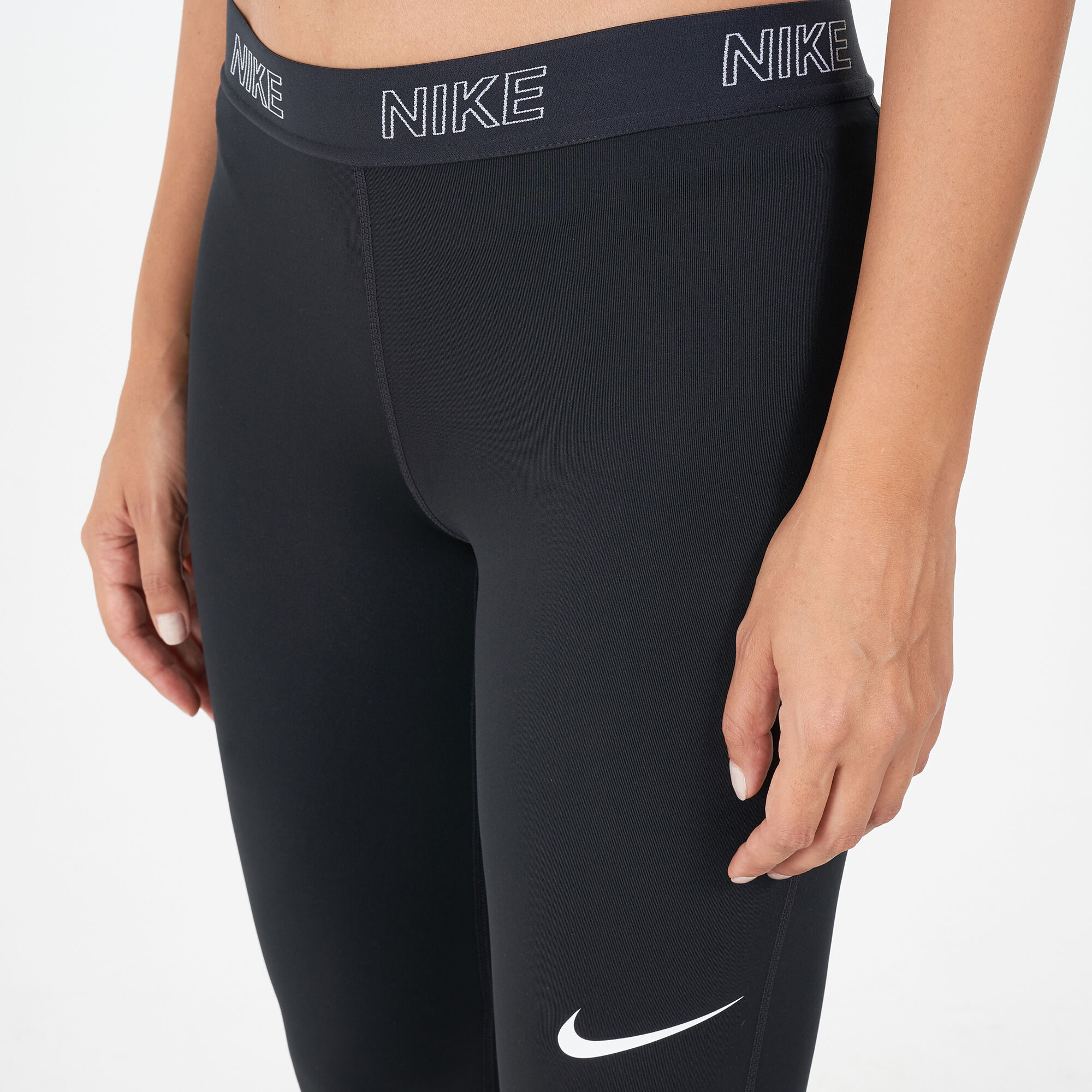 Nike victory base sales layer tight fit