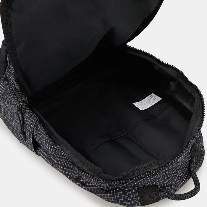 Nike Men's Hayward 2.0 Backpack (26L) Grey image number 3