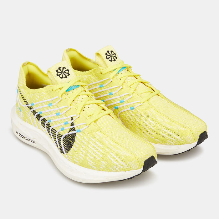Nike Women's Pegasus Turbo Road RUnning Shoe yellow Nike Women's Pegasus Turbo Road RUnning Shoe yellow image number 2