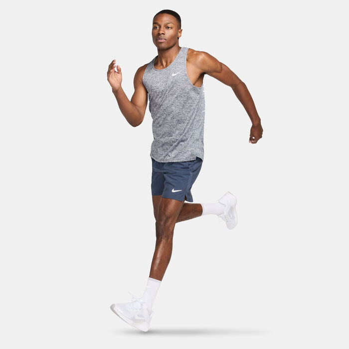 Nike Men's Challenger Dri-FIT Unlined Running Shorts Blue Nike Men's Challenger Dri-FIT Unlined Running Shorts Blue image number 2