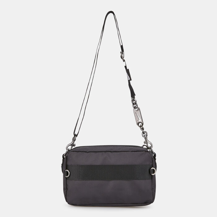 Nike Women's Sportswear Futura Luxe Cross-Body Bag (1L) Black Nike Women's Sportswear Futura Luxe Cross-Body Bag (1L) Black image number 1
