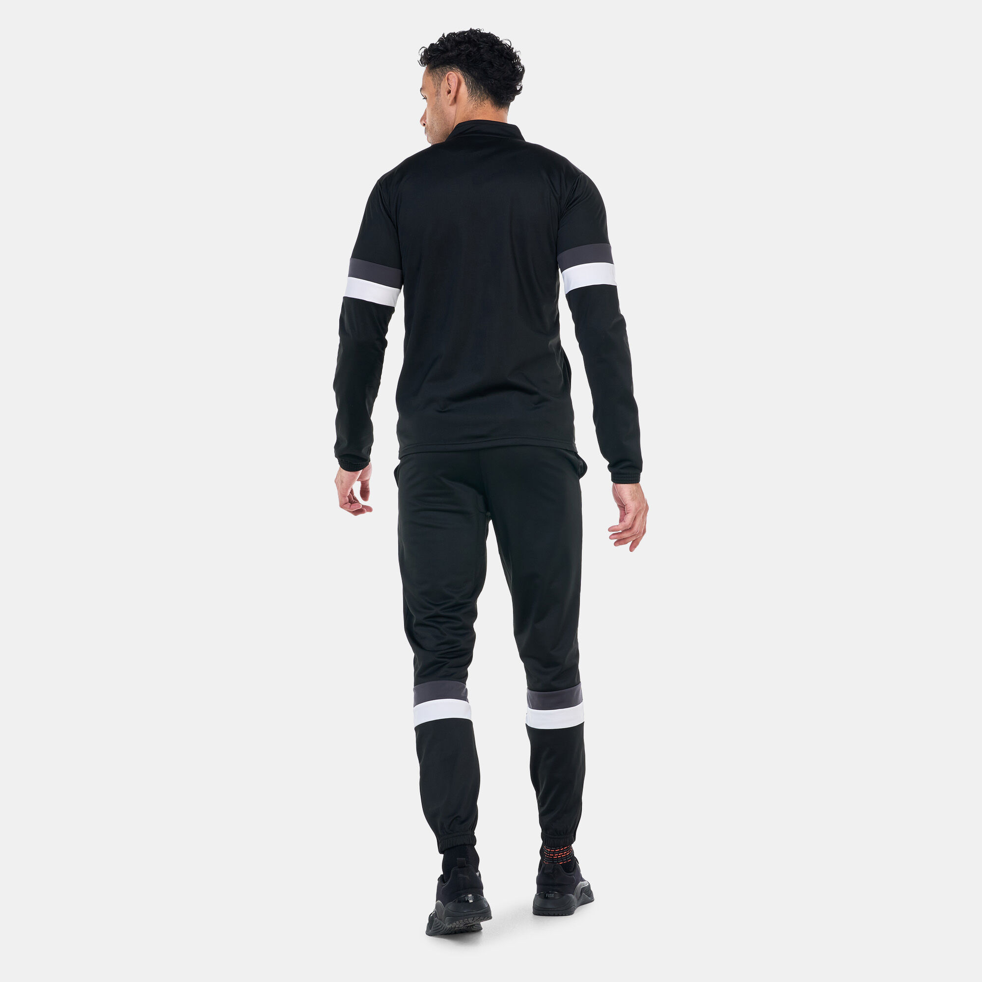 Puma football tracksuit store