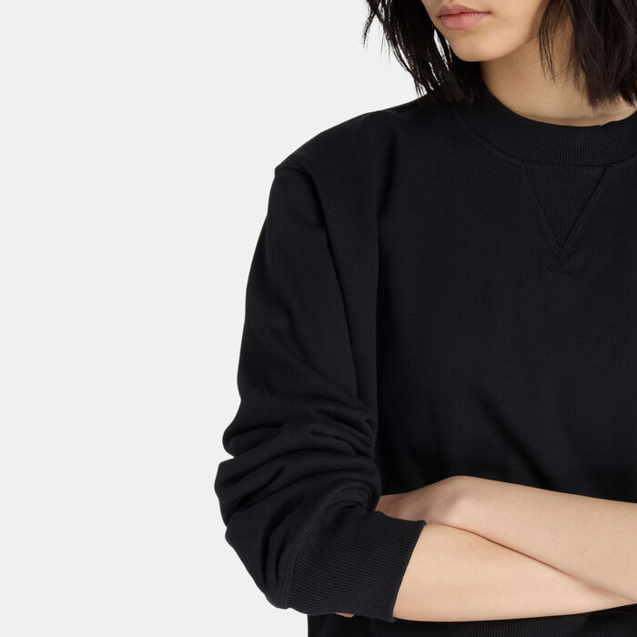 New Balance Women's Athletics Premium Logo Sweatshirt Black New Balance Women's Athletics Premium Logo Sweatshirt Black image number 4
