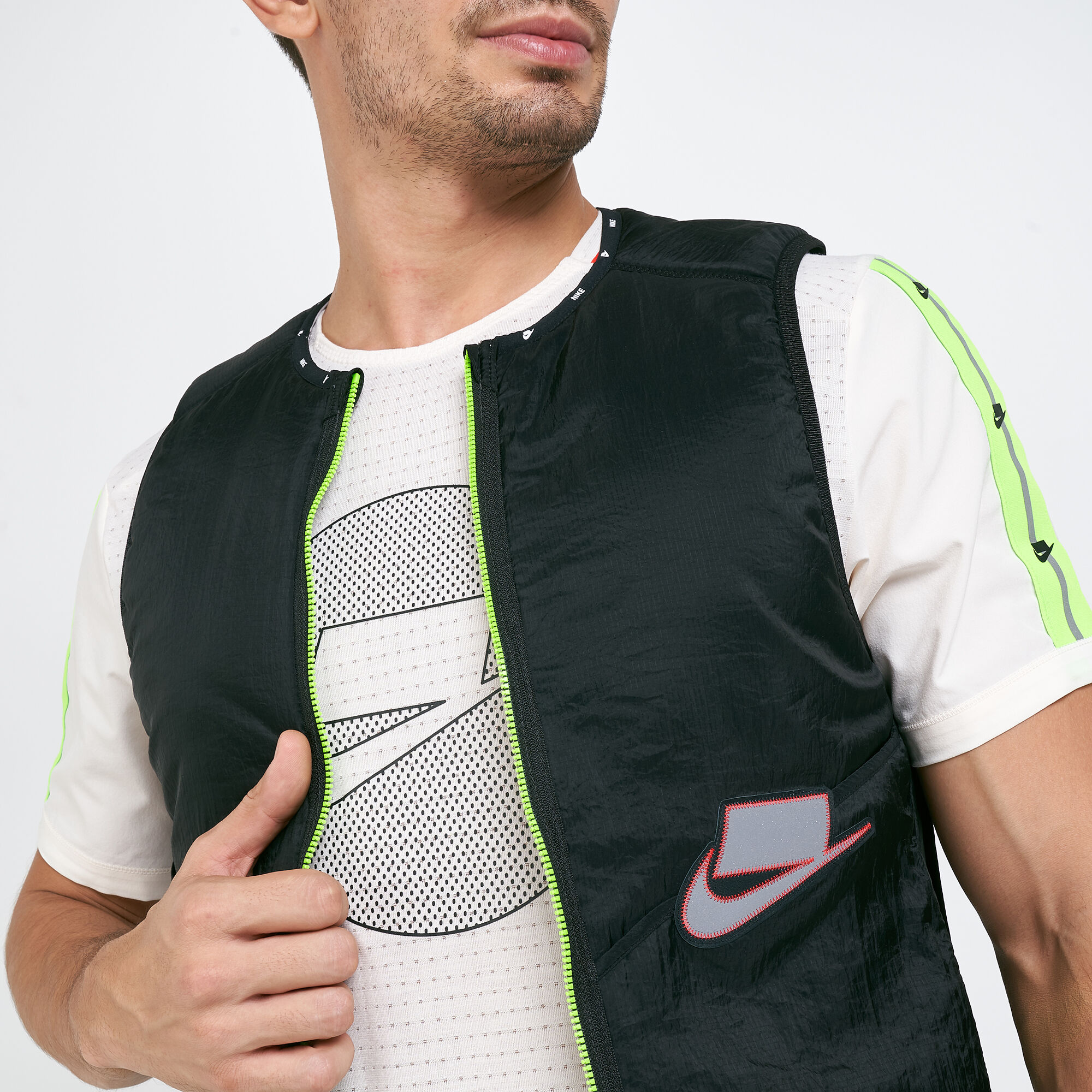 Nike on sale aerolayer vest