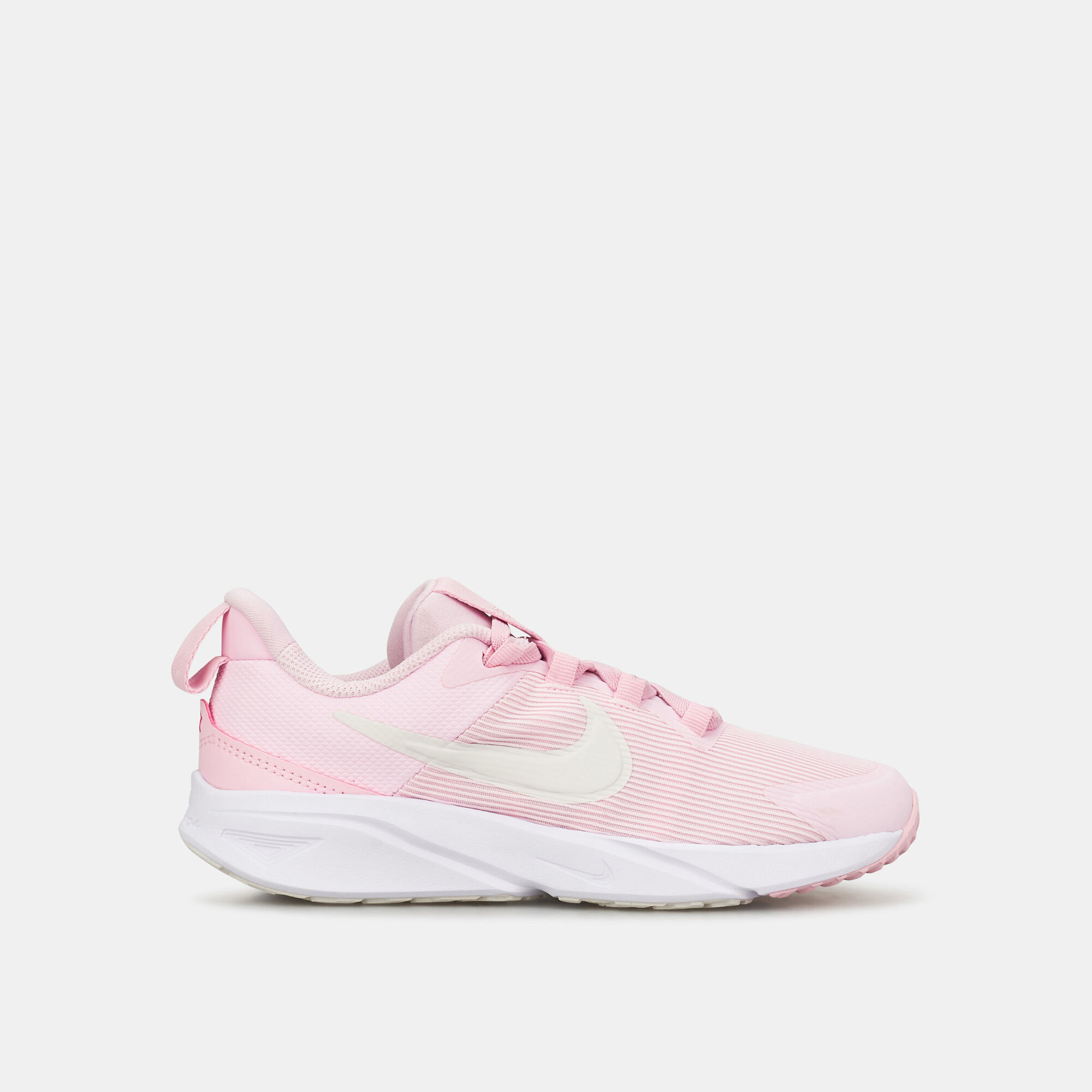 Light pink nike tanjun on sale