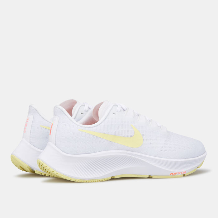 Nike Women's Air Zoom Pegasus 37 Shoe Nike Women's Air Zoom Pegasus 37 Shoe image number 2
