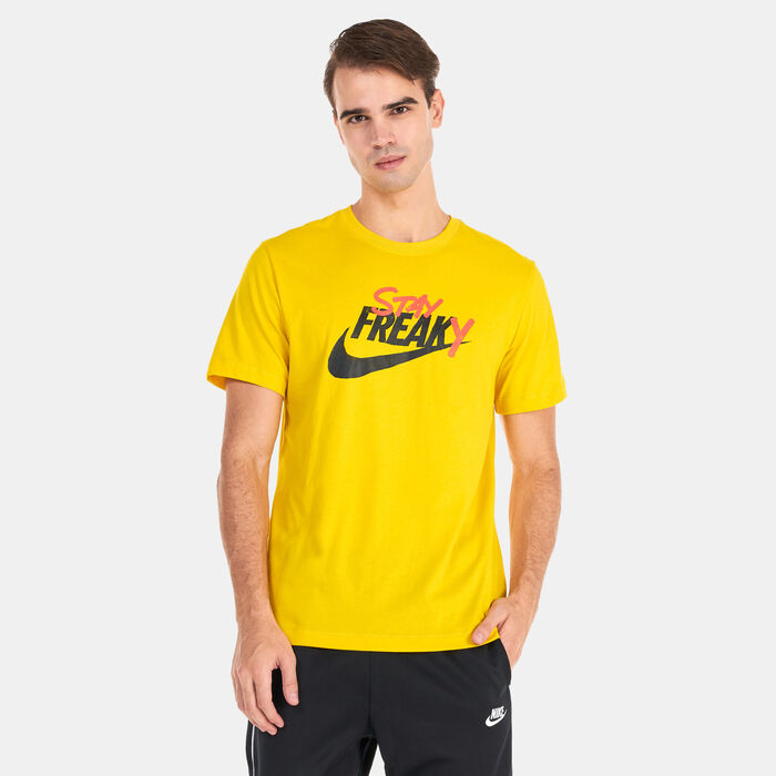 Nike Men's Dri-FIT Giannis Basketball T-Shirt yellow Nike Men's Dri-FIT Giannis Basketball T-Shirt yellow image number 0