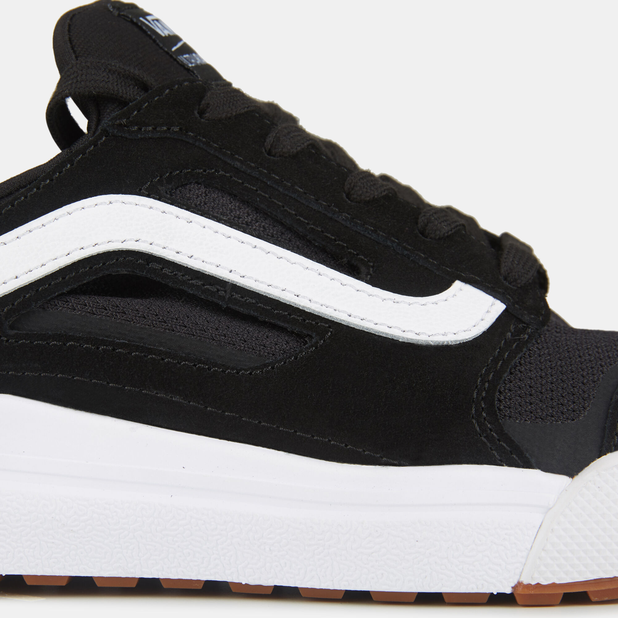Buy Vans UA UltraRange 3D Black in KSA SSS