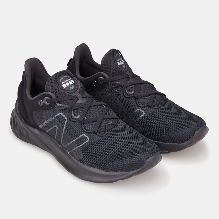 New Balance Men's Fresh Foam Roav V2 Shoe Black New Balance Men's Fresh Foam Roav V2 Shoe Black image number 1