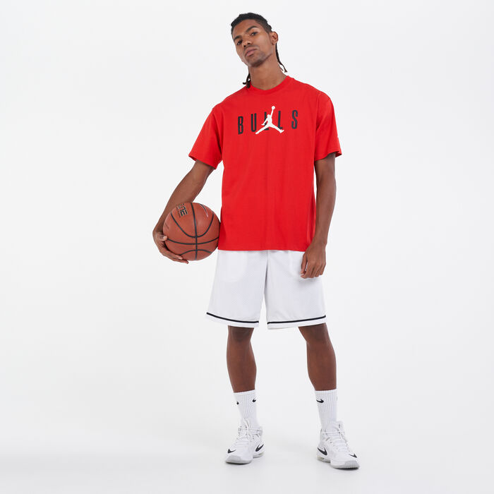 Nike Men's Chicago Bulls Courtside T-Shirt Red Nike Men's Chicago Bulls Courtside T-Shirt Red image number 2