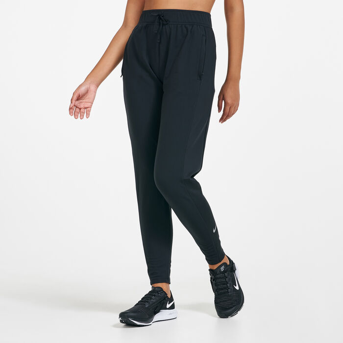 Buy Nike Women's Essential Warm Running Pants Black in KSA -SSS