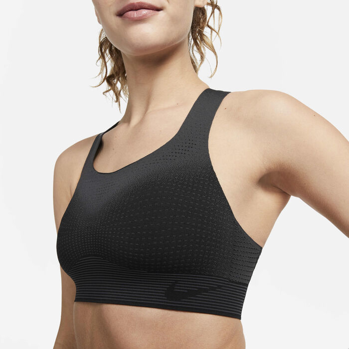 Nike Women's Swoosh Flyknit High-Support Training Sports Bra Black Nike Women's Swoosh Flyknit High-Support Training Sports Bra Black image number 4