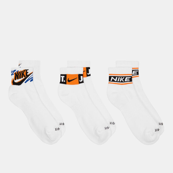 Nike Kids' Pool and Beach Slip-on Shoes White Nike Kids' Pool and Beach Slip-on Shoes White image number 2