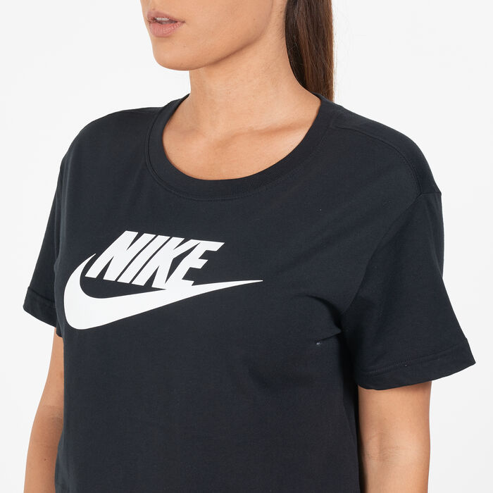 Nike Women's Sportswear Essential Cropped Logo T-Shirt Black Nike Women's Sportswear Essential Cropped Logo T-Shirt Black image number 3